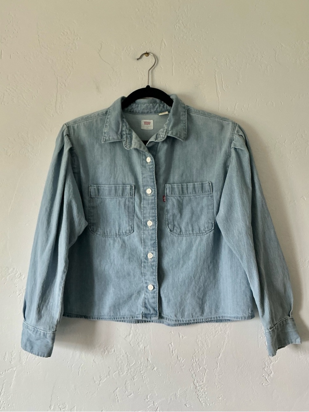 Levi's Light Wash Denim Button-Up Shirt/Shacket